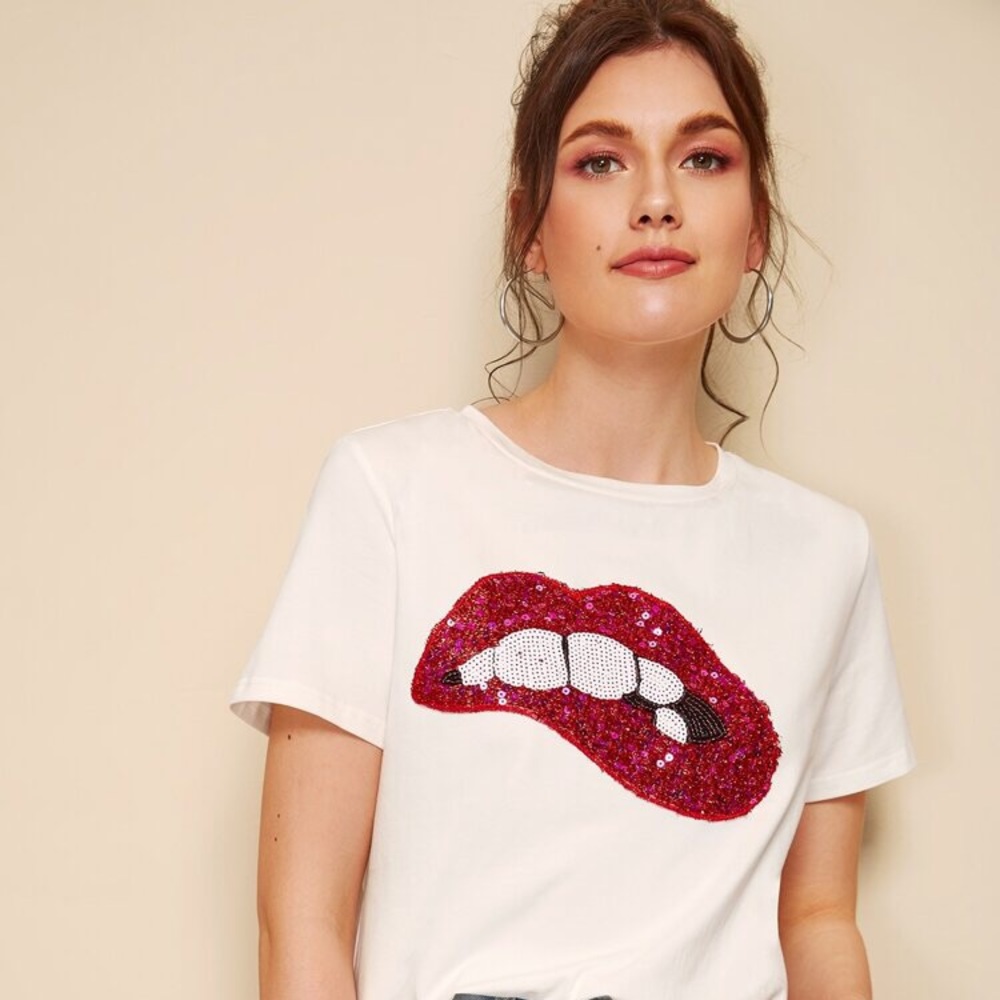 👄 Lip T-shirt 👄